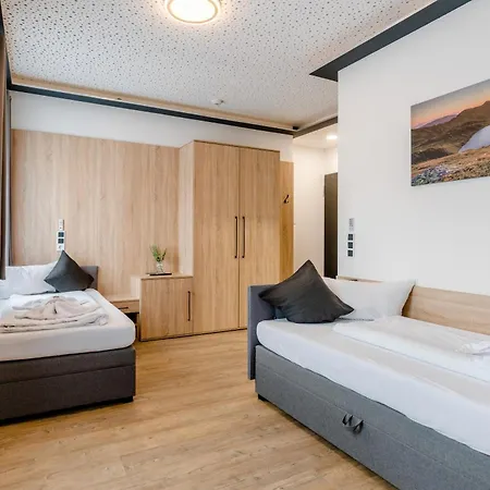 Hotel Montenegro *