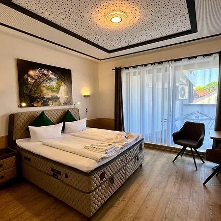 Montenegro Hotel Worms